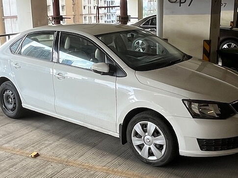 Used Skoda Rapid Active 1.6 MPI in Mumbai