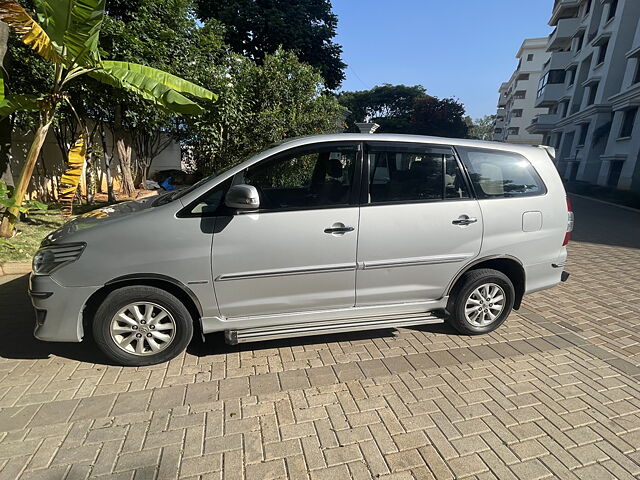 Used Toyota Innova [2013-2014] 2.5 VX 8 STR BS-IV in Bangalore