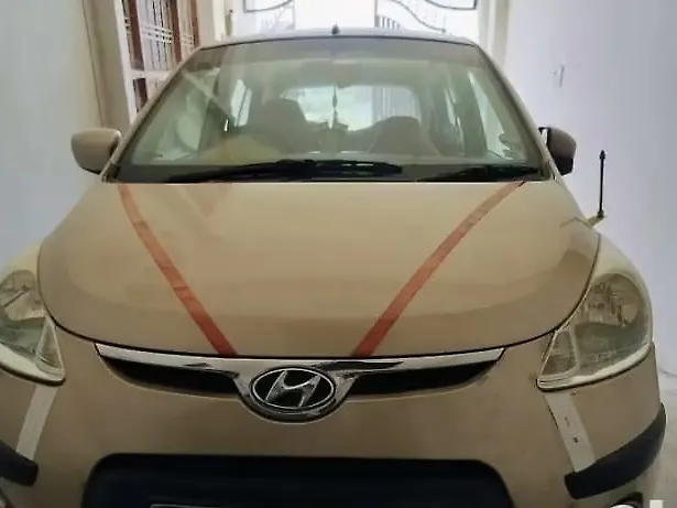 Used 2010 Hyundai i10 in Lucknow