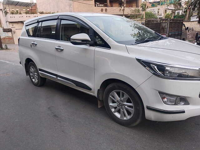 Used 2016 Toyota Innova Crysta in Kanpur