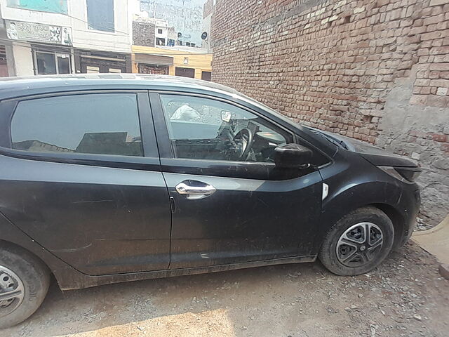 Used Tata Altroz XE Petrol [2020-2023] in Hisar