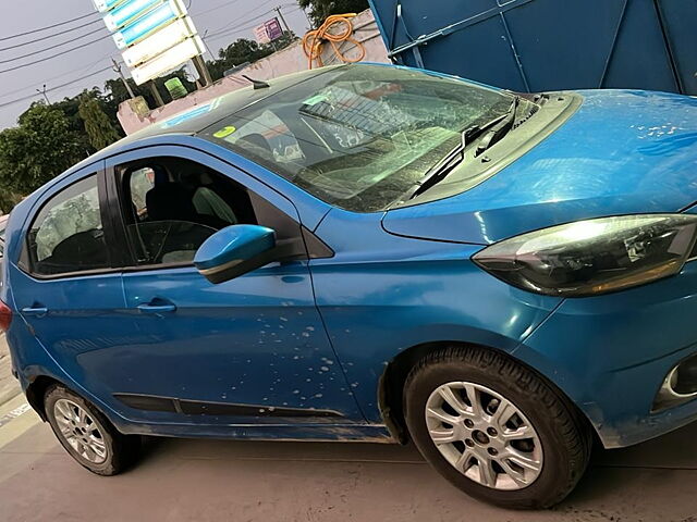 Used Tata Tiago [2016-2020] Revotorq XZ Plus Dual Tone [2018-2019] in Faridabad