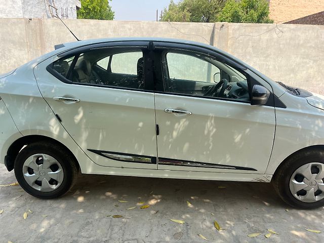 Used 2022 Tata Tigor in Greater Noida