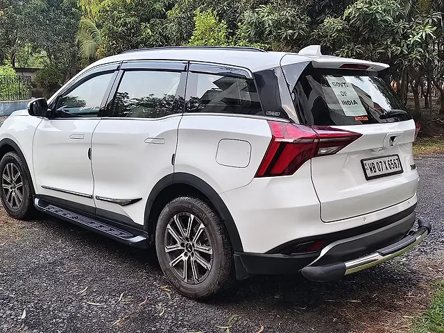 Used Mahindra Old Generation XUV700 AX7 2WD Diesel 2.2L Turbo Manual 7 STR in Kolkata Used Mahindra Old Generation XUV700 AX7 2WD Diesel 2.2L Turbo Manual 7 STR in Kolkata