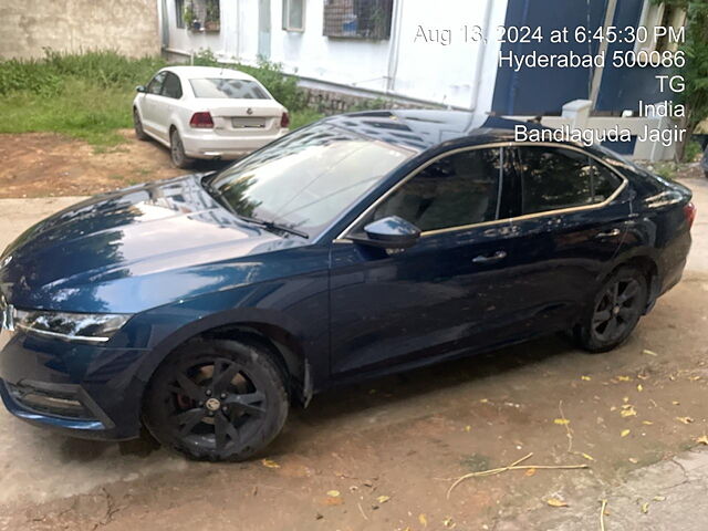 Used Skoda Octavia Style 2.0 in Hyderabad