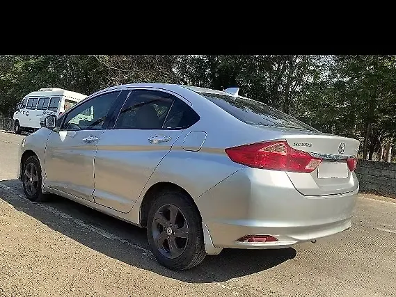 Used 2014 Honda Amaze in Indore