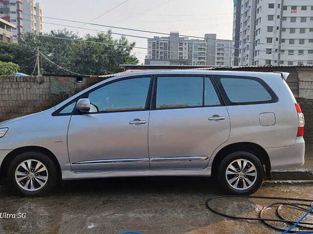 Used Toyota Innova [2009-2012] 2.5 VX 8 STR BS-IV in Pune