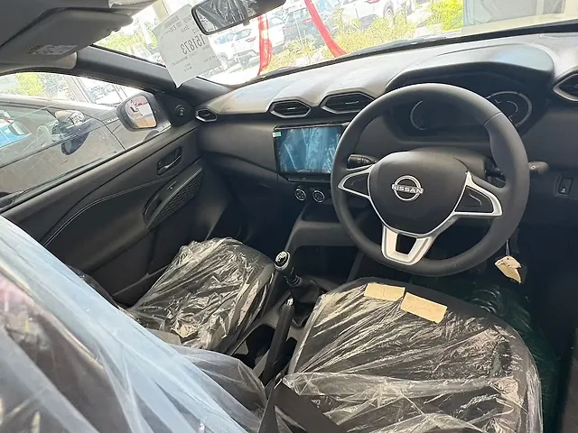 Used Nissan Magnite Acenta Petrol Manual in Imphal