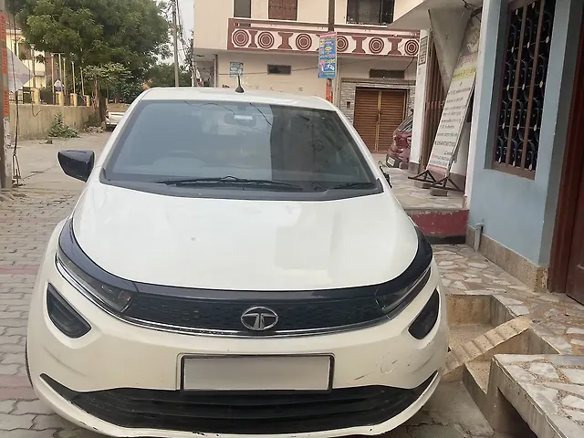 Used 2020 Tata Altroz in Lucknow