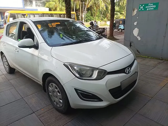 Used 2013 Hyundai i20 in Kozhikode