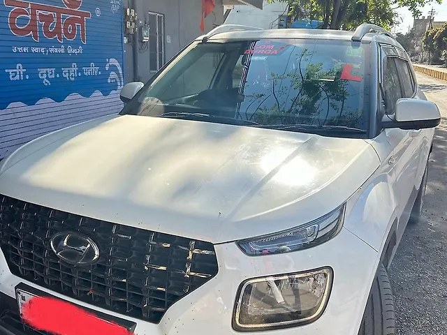 Used 2020 Hyundai Venue in Raipur