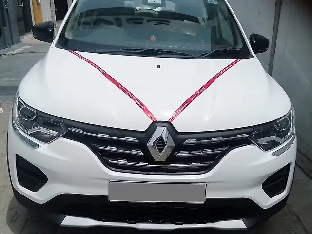 Used 2024 Renault Triber in Mau