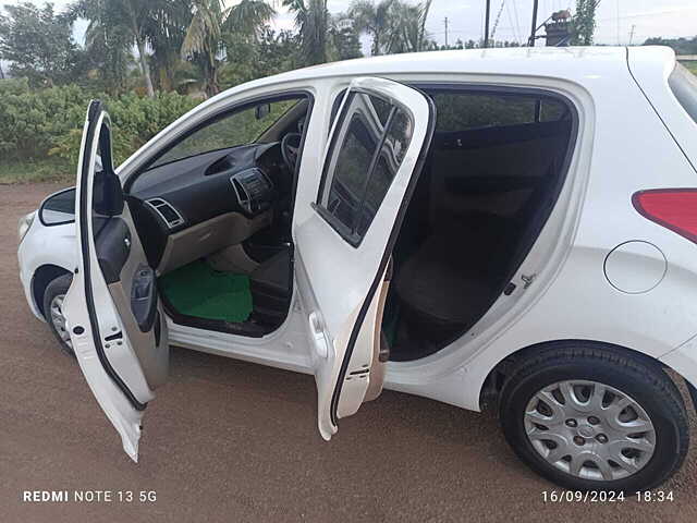 Used Hyundai i20 [2010-2012] Magna 1.4 CRDI in Satara