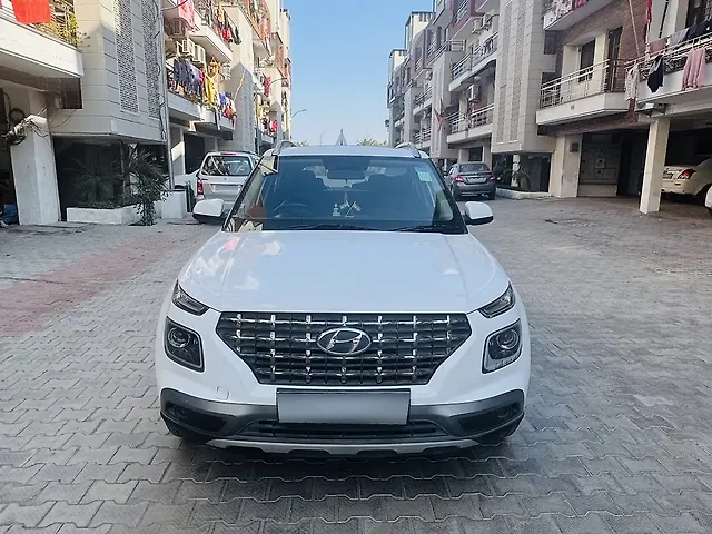 Used 2022 Hyundai Venue in Chandigarh