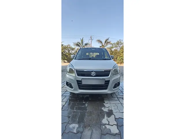Used 2016 Maruti Suzuki Wagon R in Surat