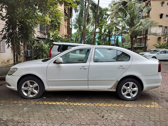 Used Skoda Laura Elegance 2.0 TDI CR MT in Navi Mumbai