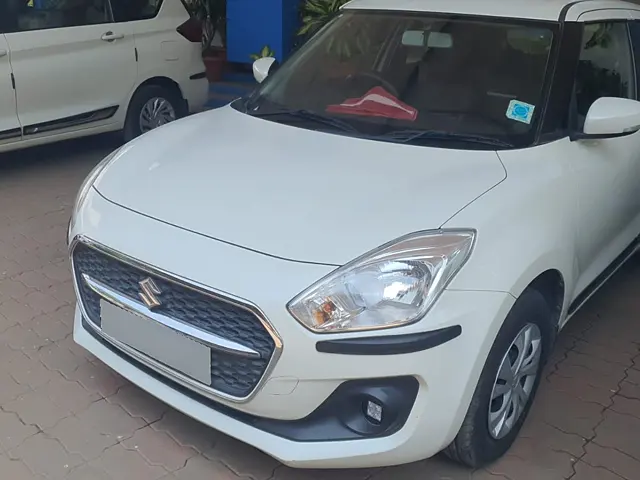 Used 2021 Maruti Suzuki Swift in Vapi