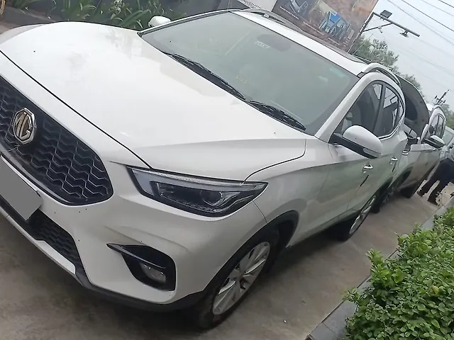 Used 2025 MG Astor in Guntur