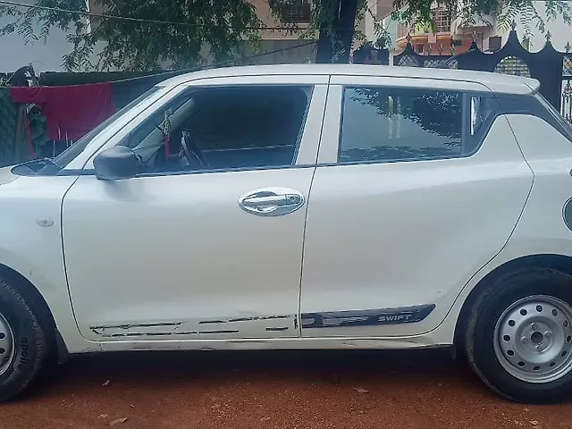 Used 2021 Maruti Suzuki Swift in Damoh