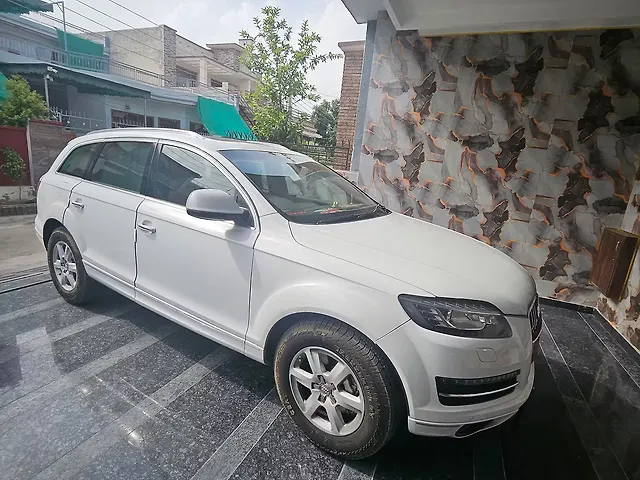 Used 2012 Audi Q7 in Chandigarh