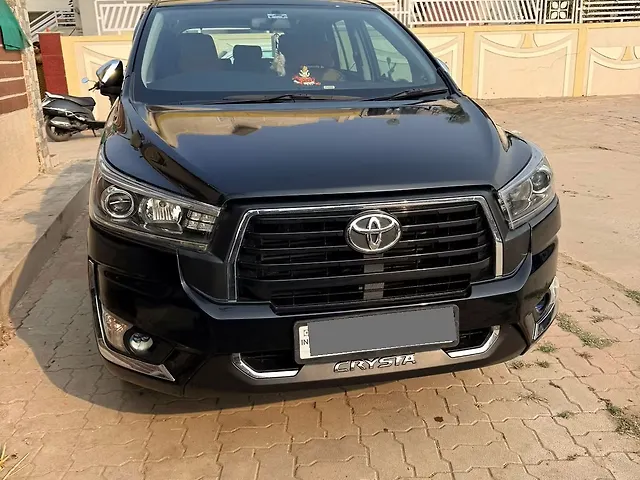 Used 2024 Toyota Innova Crysta in Kalol