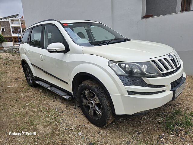 Used 2013 Mahindra XUV500 in Ahmedabad