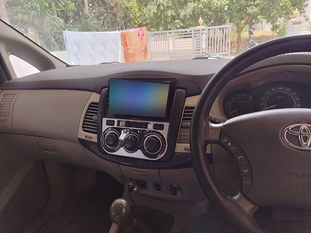 Used Toyota Innova [2009-2012] 2.5 GX 7 STR BS-IV in Bangalore