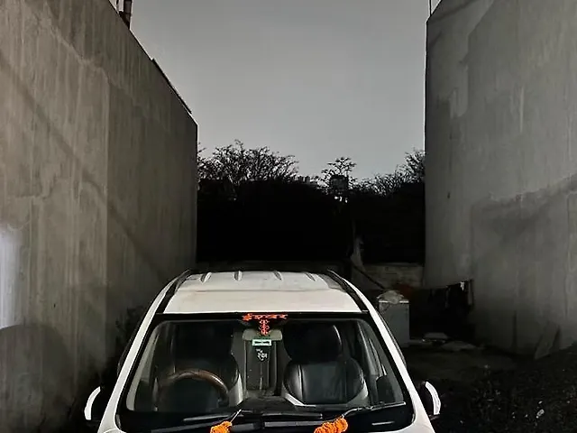 Used 2017 Mahindra XUV500 in Indore