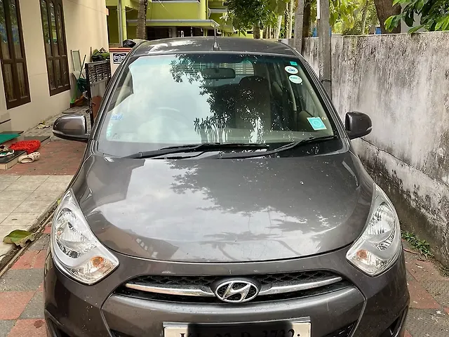 Used 2012 Hyundai i10 in Thiruvananthapuram