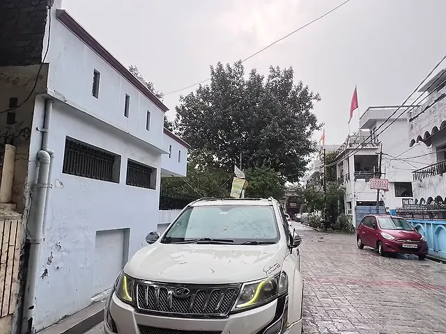 Used 2016 Mahindra XUV500 in Lucknow