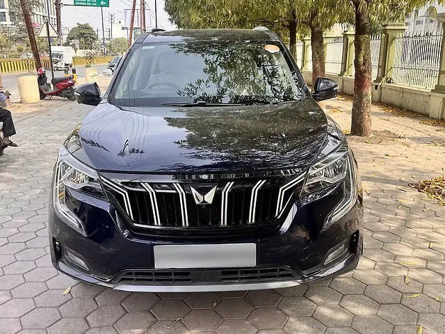 Used 2022 Mahindra XUV700 in Indore