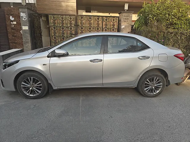 Used 2015 Toyota Corolla Altis in Delhi