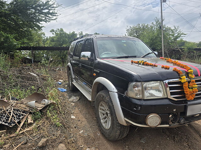 Used 2004 Ford Endeavour in Baramati