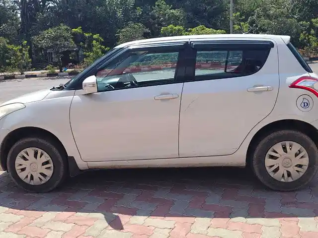 Used 2017 Maruti Suzuki Swift in Karimnagar