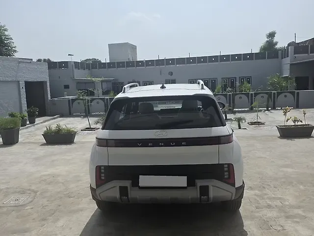 Used Hyundai Venue HX 6 Petrol 1.2L 5 Speed Manual in Jagraon Used Hyundai Venue HX 6 Petrol 1.2L 5 Speed Manual in Jagraon