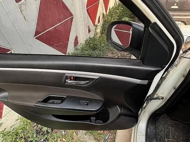 Used Maruti Suzuki Swift [2011-2014] VXi in Dehradun