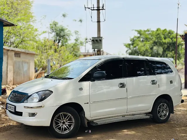 Used 2008 Toyota Innova in Kolar
