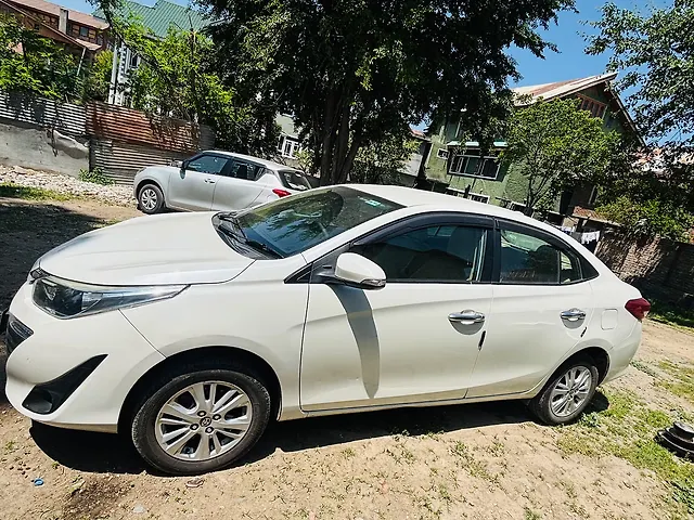 Used Toyota Yaris VX CVT [2018-2020] in Srinagar