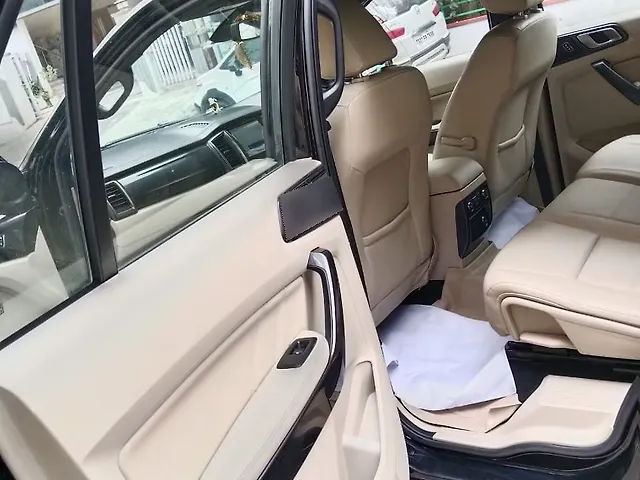 Used Ford Endeavour [2016-2019] Titanium 3.2 4x4 AT in Hyderabad