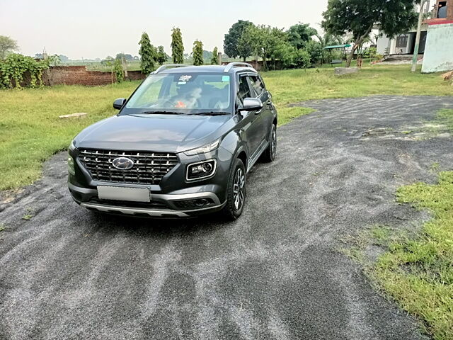 Used 2022 Hyundai Venue in Singrauli