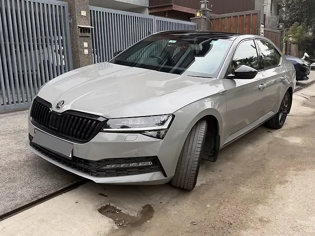 Used 2021 Skoda Superb in Delhi