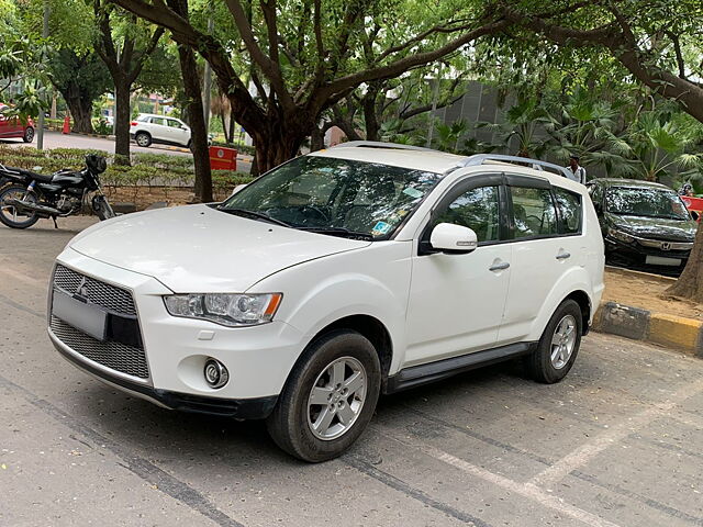 Used 2010 Mitsubishi Outlander in Delhi