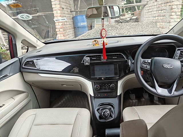 Used Mahindra Marazzo [2018-2020] M8 7 STR in Kolkata