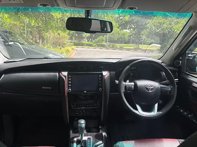 Used Toyota Fortuner Legender 2.8 4X4 AT in Hyderabad