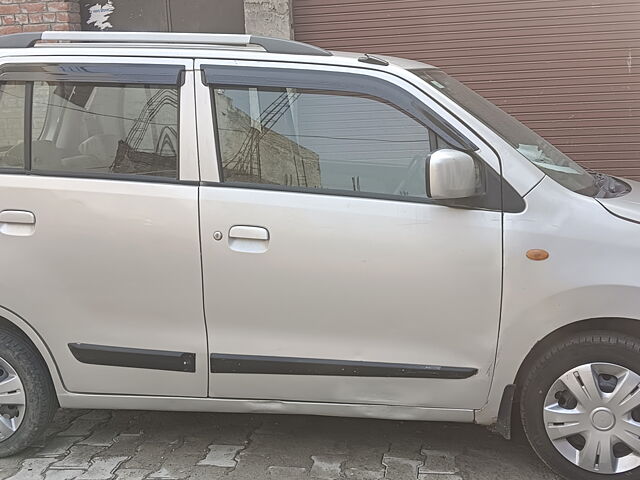 Used Maruti Suzuki Wagon R 1.0 [2014-2019] VXI in Meerut