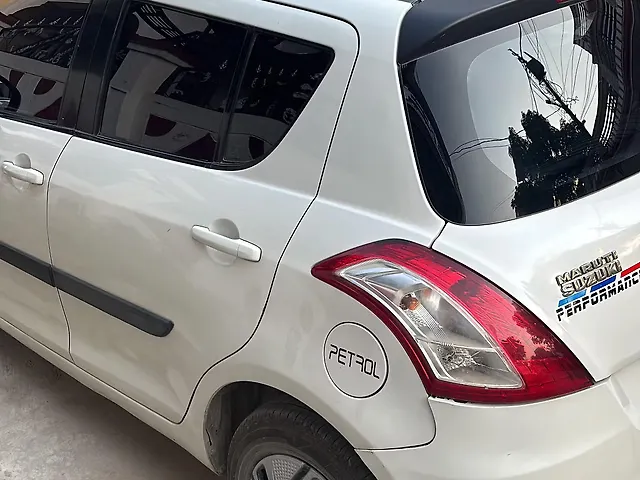 Used Maruti Suzuki Swift [2011-2014] VXi in Dehradun
