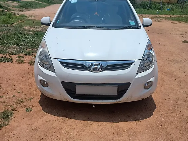 Used 2014 Hyundai i20 in Hyderabad