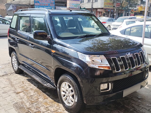 Used Mahindra TUV300 [2015-2019] T8 AMT in Gurgaon