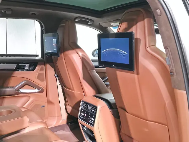 Used Porsche Cayenne Turbo [2020-2023] in Mumbai