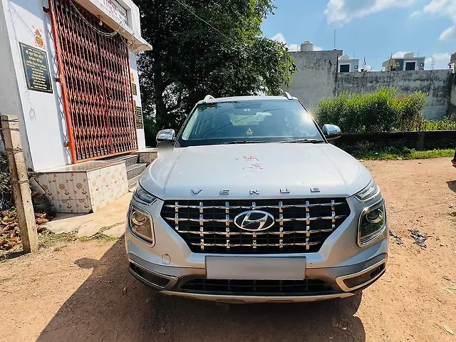 Used 2020 Hyundai Venue in Raipur